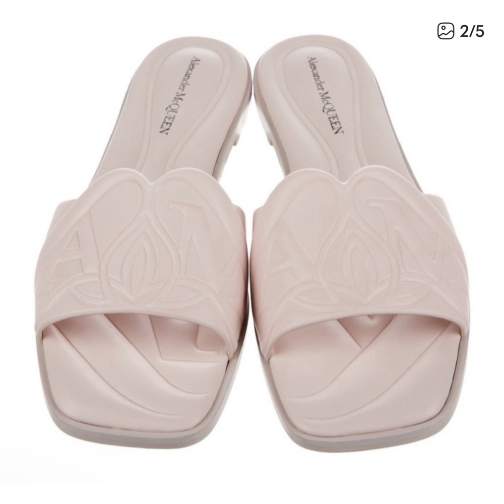 NWT Alexander McQueen Pink Logo Embossed Slide Sandals Size 8